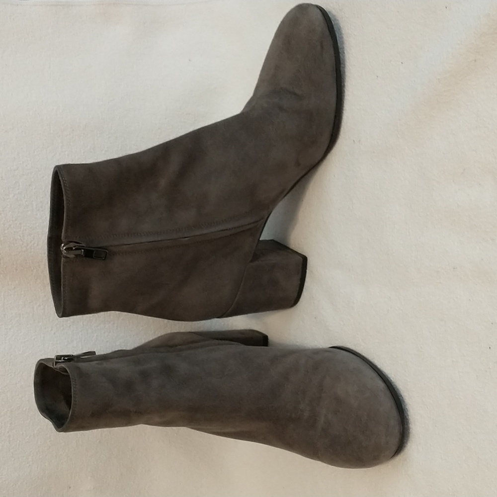Vince Gray Suede Ankle Boots Size 36/6